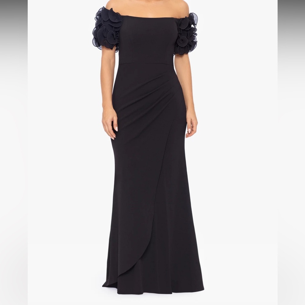NEW‎ Xscape ASHLYN Black LONG SCUBA CREPE OFF THE SHOULDER FLOWER GOWN Womens 8